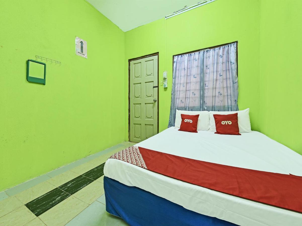 Oyo 90454 Haza Harmoni Guesthouse Kota Bharu Kültér fotó